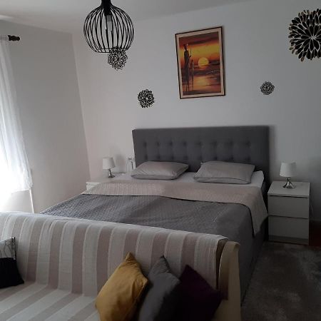 Holiday Home Stella เวิร์ดนิค ภายนอก รูปภาพ